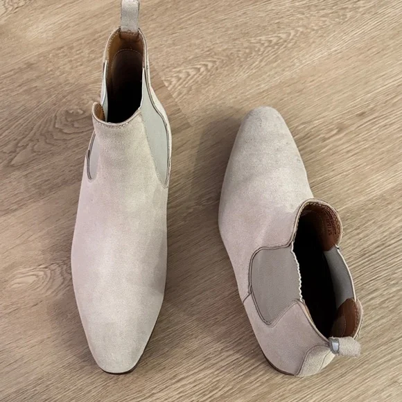 Men's Beige Suede Chelsea Boots - Picture 3 of 4
